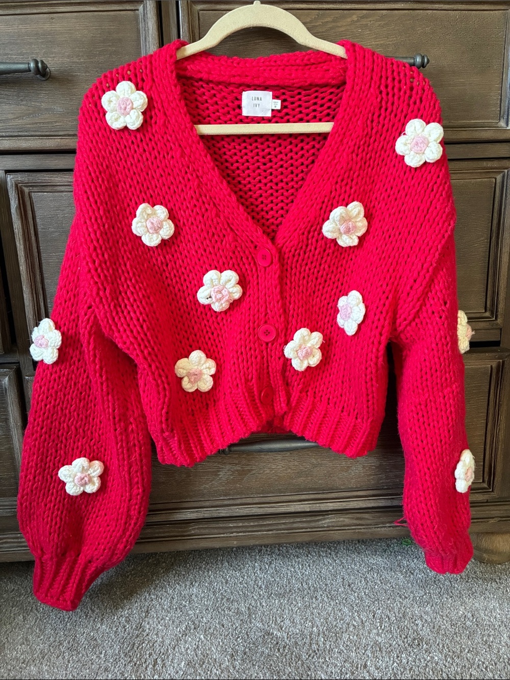 Luna Red Cropped Floral-Appliqué Cardigan